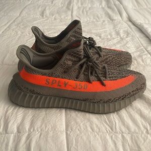 Yeezy Boost 350 v2 Beluga